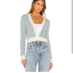 AILEY CARDIGAN Cropped V-Neck Fuzzy Cardigan Sweater in Light Blue and Cream